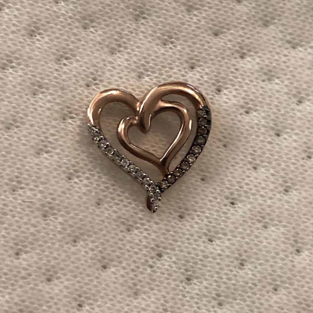 Double heart pendant